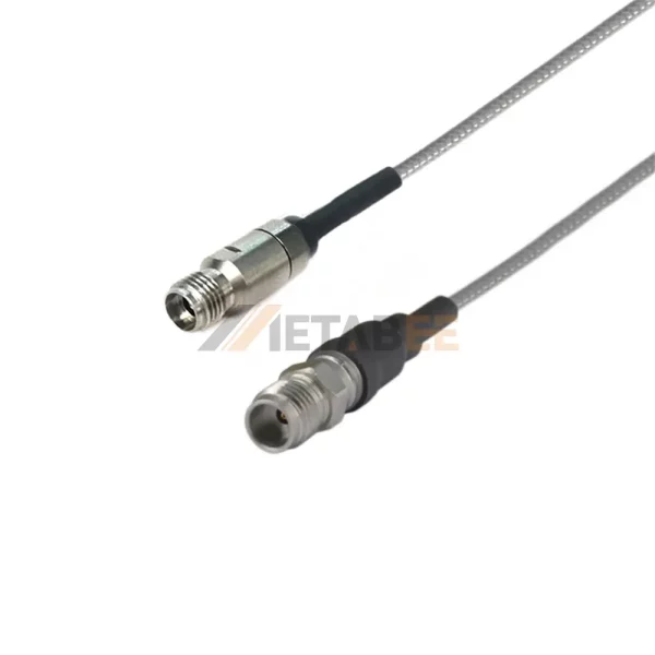 1.85 mm to 2.92 mm using 3506 Series Flexible Low Loss RF Test Cable, DC-40 GHz 01