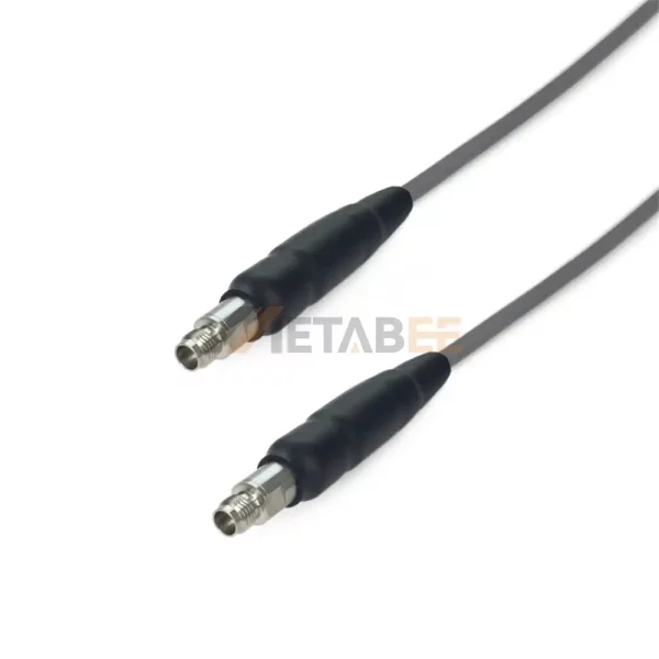 2.4mm to 2.4mm using GT047 Series Flexible Low Loss Phase Stable RF Cable, DC-50 GHz 01