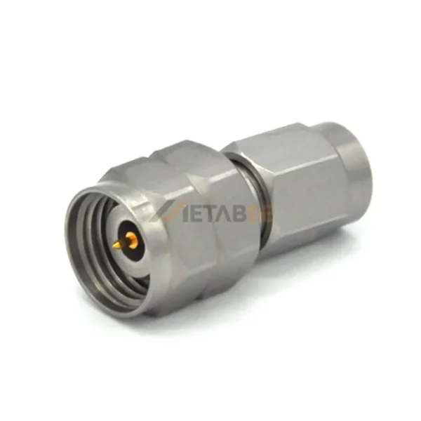 2.4mm to SSMA Straight Adapter, DC-40 GHz 01
