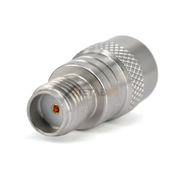 QSMA Male to SMA Female Adapter, DC-26.5 GHz 01