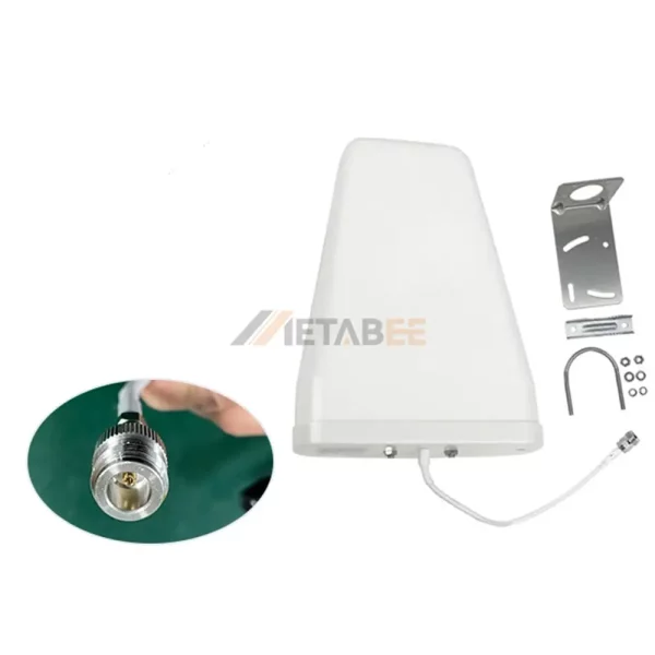 4G Panel Antenna with LMR195 Cable, 698-2700MHz, N-Female, IP66 01
