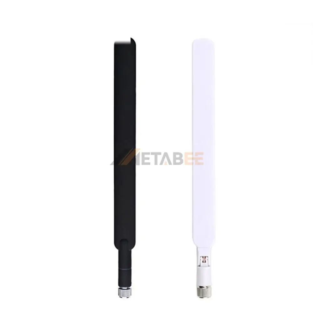 3dBi Tilt Swivel Rubber Antenna for Two-Way Radio, SMA Male 01